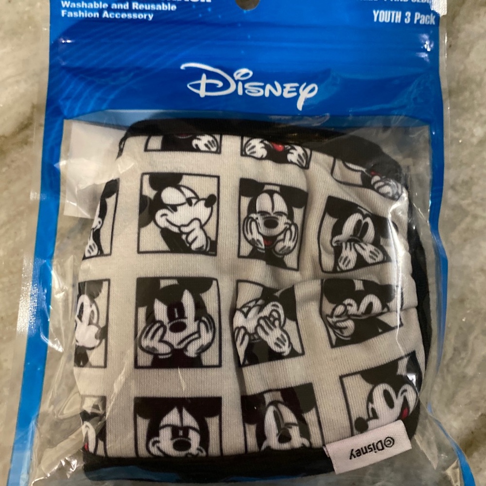 3 Mickey Mouse Youth masks